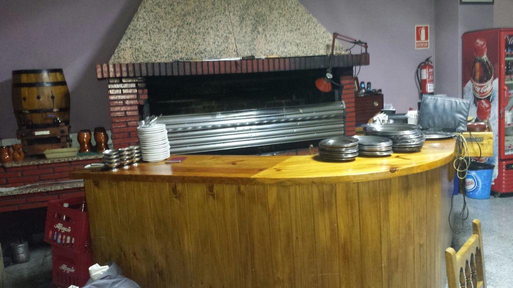 Hostal Botafumeiro Mota del Marqués 外观 照片